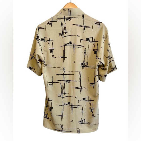 Retro Mod Button Up - Picture 3 of 4